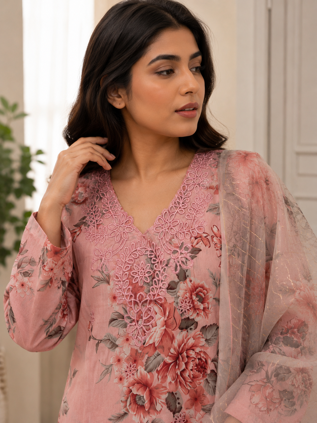 Elegant Pink Floral 3-Piece Lawn Suit 🌸