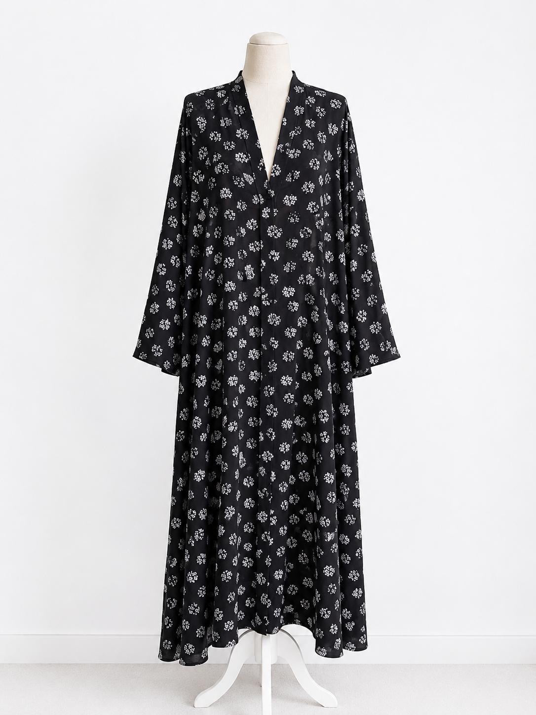 Monochrome Petal Print Abaya