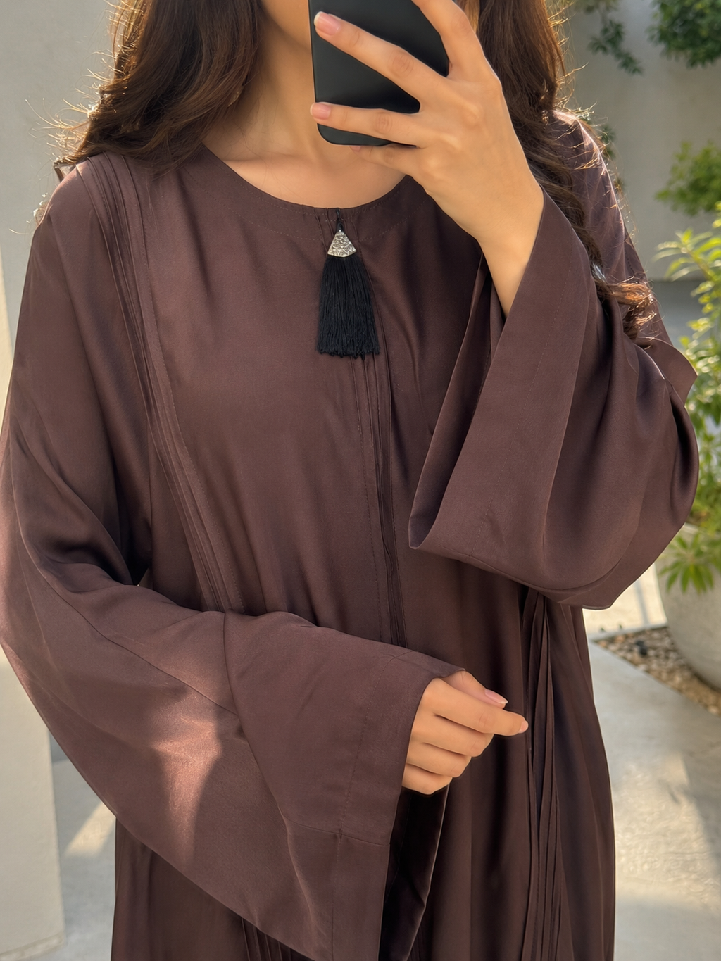 Minimalist Tassel-Accent Brown Abaya