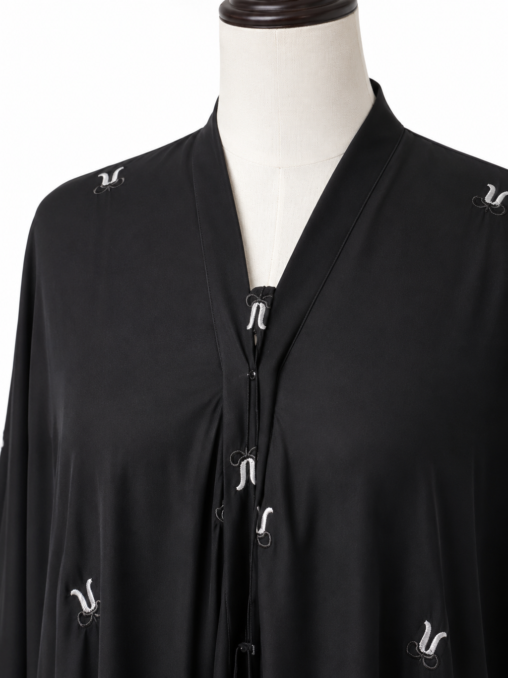 Black Embroidered Open Abaya – Elegant Modest Wear