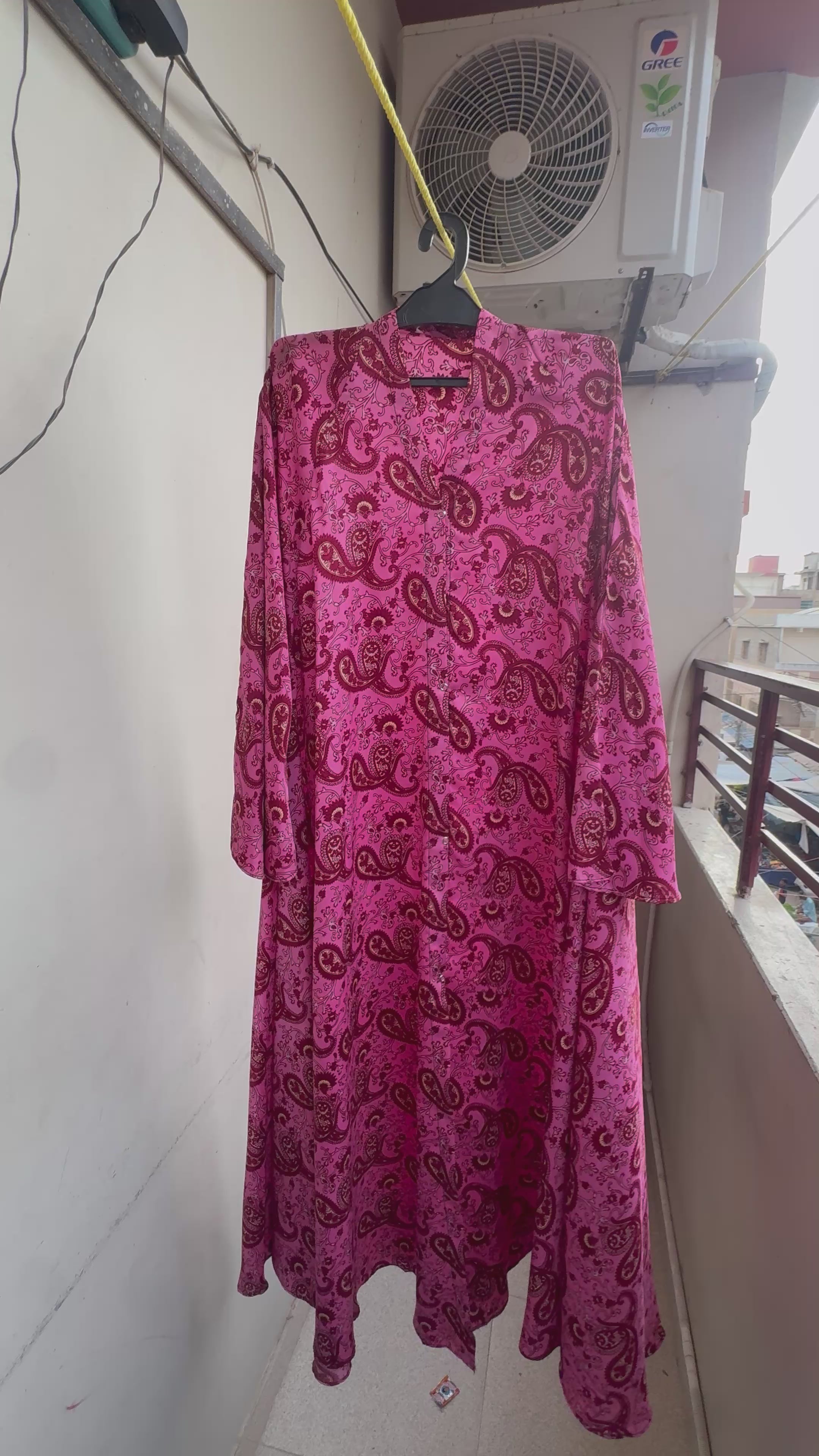 Fuchsia Paisley Elegance Abaya