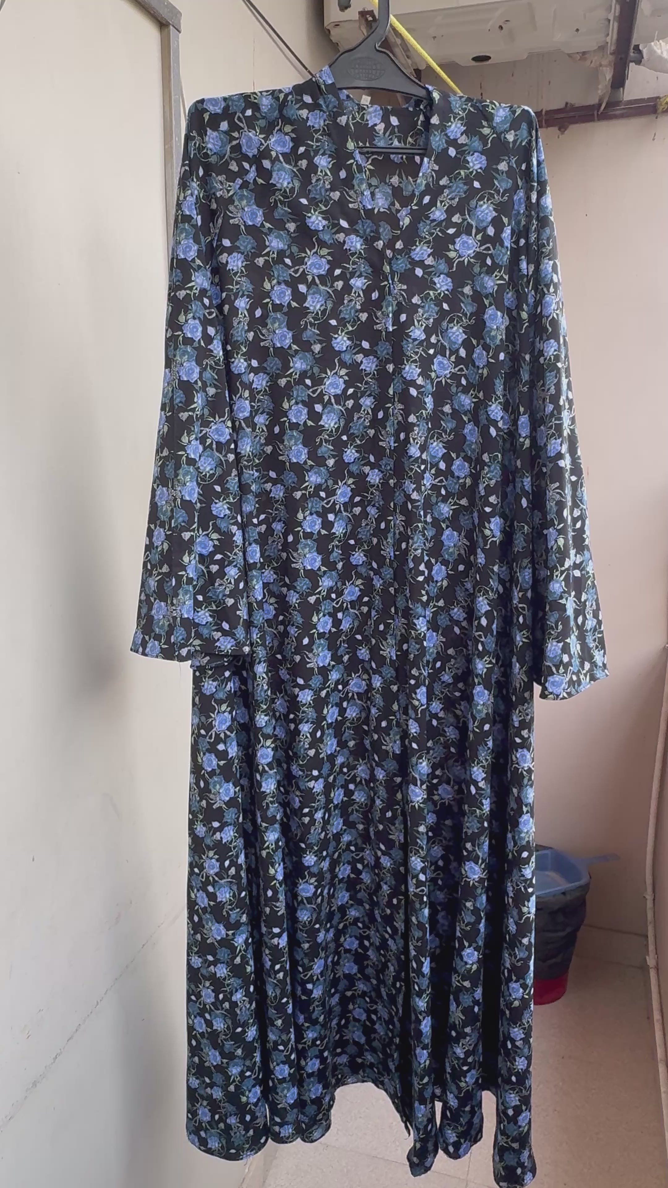 Midnight Bloom Floral Abaya
