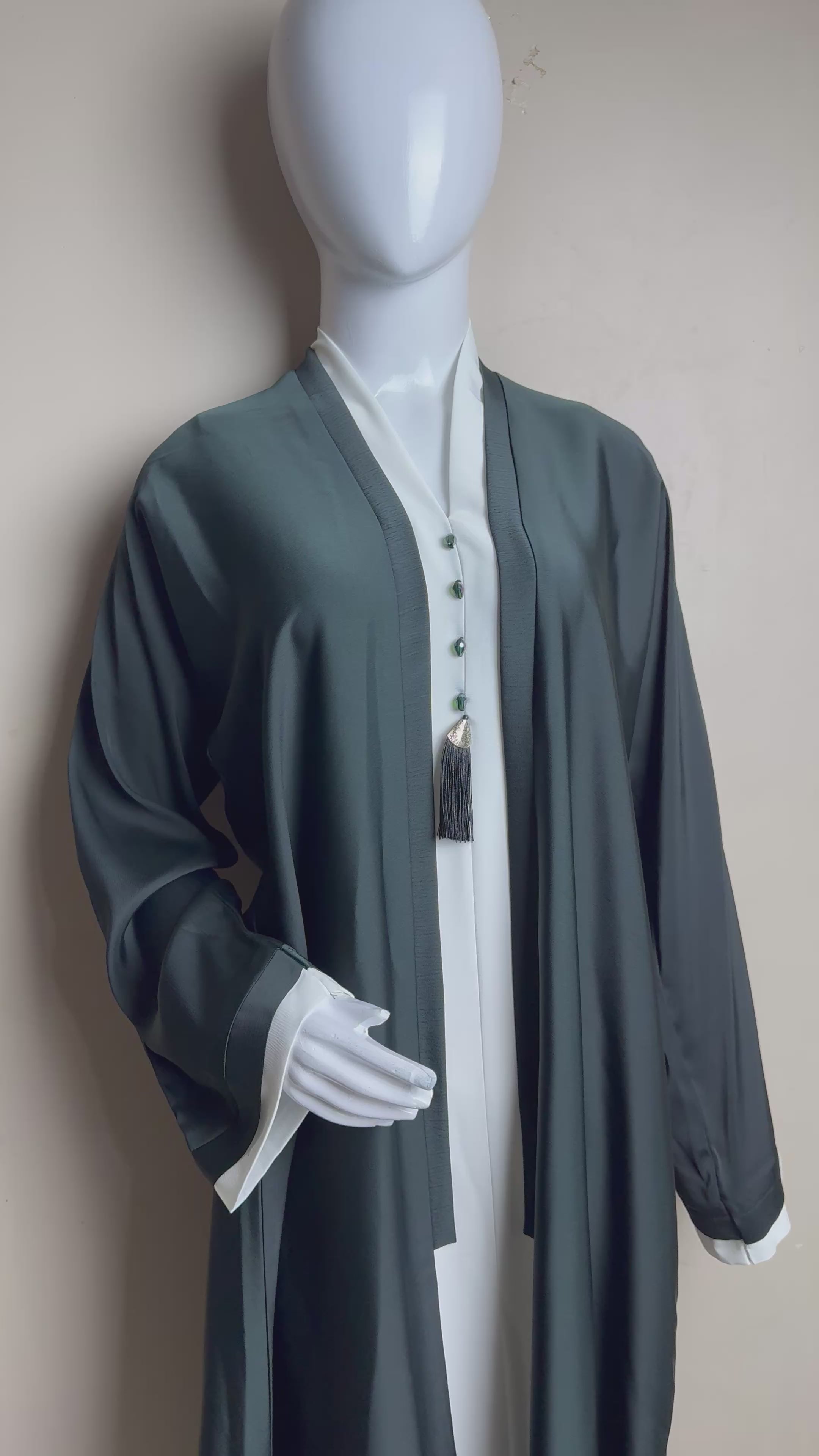 Emerald & Ivory Contrast-Layered Abaya
